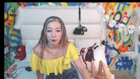 valentina online show from October 2025 11:30:01 AM