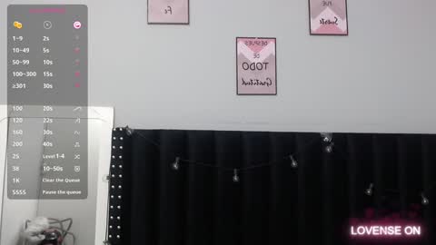  GRETCHEN  online show from December 2024 12:27:01 PM