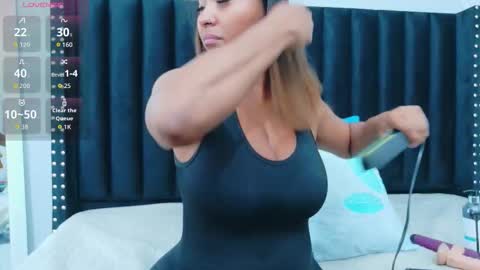 Snapshot of colombia_mommy_ chatting on March 2026 12:22:01 PM GRETCHEN online show from March 2026 12:22:01 PM