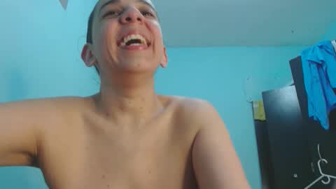 Colombian Hot online show from October 2025 12:44:01 AM