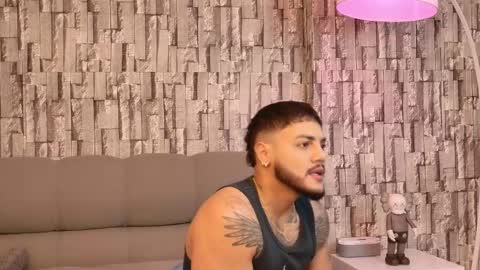 Jhoan online show from September 2025 04:58:01 AM