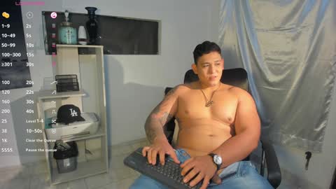 coltonmassif_ online show from December 2024 11:42:02 PM