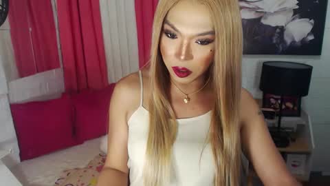 QUEEN SABRINA online show from January 2025 12:45:01 AM