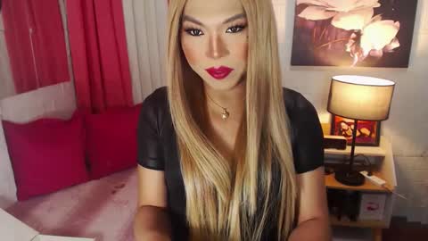 QUEEN SABRINA online show from January 2025 11:17:01 PM