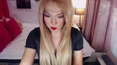 QUEEN SABRINA online show from July 2026 10:10:01 AM