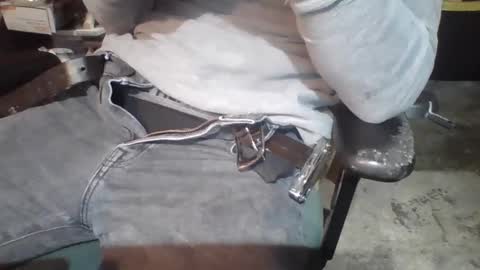 comnfromme1 online show from December 2024 12:33:02 AM