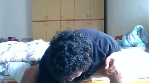 comobailamioso online show from March 2025 11:50:01 AM