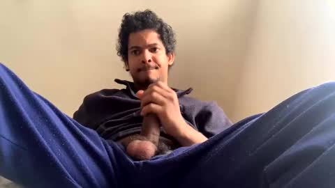 comobailamioso online show from March 2025 12:31:02 PM