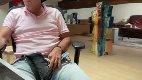 Snapshot of compay69 chatting on September 2025 04:18:01 PM compay69 online show from September 2025 04:18:01 PM