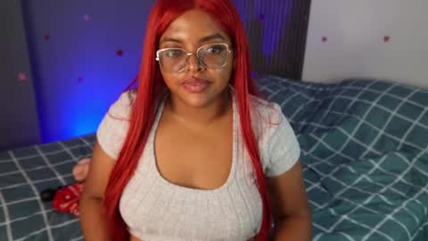 conielaurenth online show from February 2025 04:50:01 AM