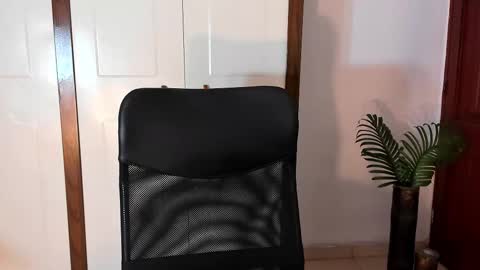 conielaurenth online show from September 2025 05:21:01 AM