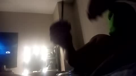 connahoj24 online show from November 2025 03:27:02 AM