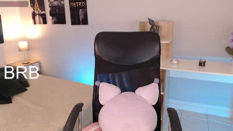 Connie online show from January 2025 07:32:02 PM