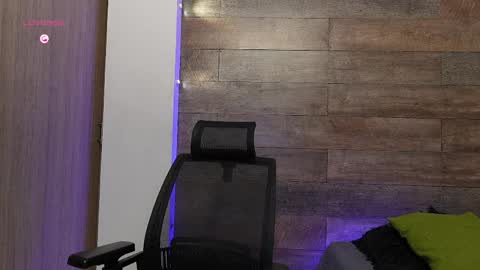 connor_h1 online show from March 2026 05:40:02 AM