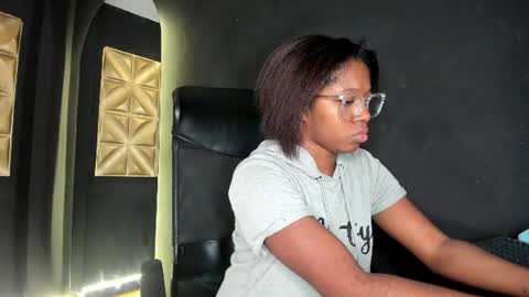 Snapshot of connywellss chatting on June 2026 08:46:01 PM Nilo Solem online show from June 2026 08:46:01 PM