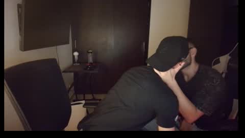 Snapshot of conradgrayson78 chatting on November 2025 01:39:01 AM conradgrayson78 leonandresough online show from November 2025 01:39:01 AM