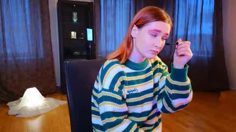 consuelaawkward online show from November 2025 04:44:01 AM