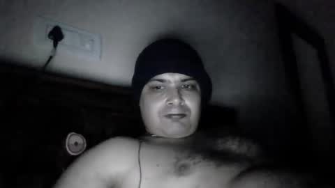 Snapshot of cool_breeze09 chatting on January 2025 06:19:01 PM Cool Breeze09 online show from January 2025 06:19:01 PM