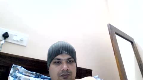 Snapshot of cool_breeze09 chatting on November 2025 06:28:02 PM Cool Breeze09 online show from November 2025 06:28:02 PM