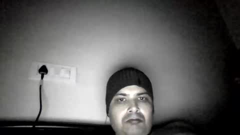 Snapshot of cool_breeze09 chatting on December 2025 06:59:01 PM Cool Breeze09 online show from December 2025 06:59:01 PM