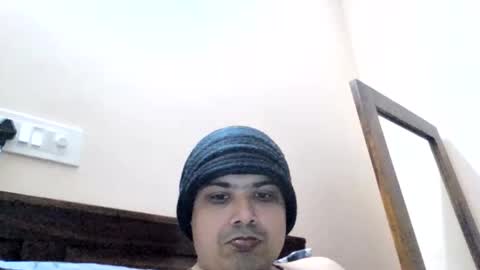 Snapshot of cool_breeze09 chatting on February 2026 11:03:01 AM Cool Breeze09 online show from February 2026 11:03:01 AM