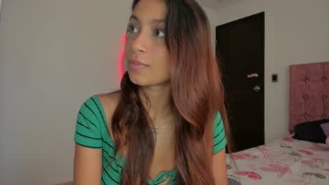 Snapshot of cora22_ chatting on June 2026 01:39:01 PM CORA online show from June 2026 01:39:01 PM