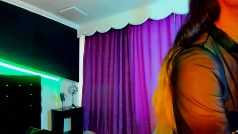 Coral  online show from March 2025 12:22:01 PM