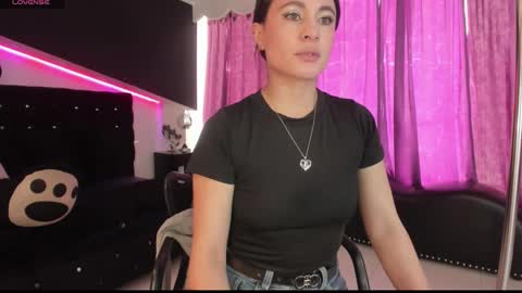 Coral  online show from December 2025 01:06:01 PM