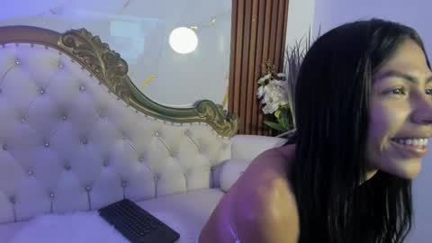 Coralie Bronson online show from November 2025 09:06:01 PM