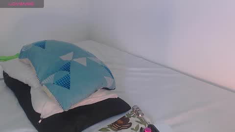 coraline2911 online show from March 2025 11:03:01 AM