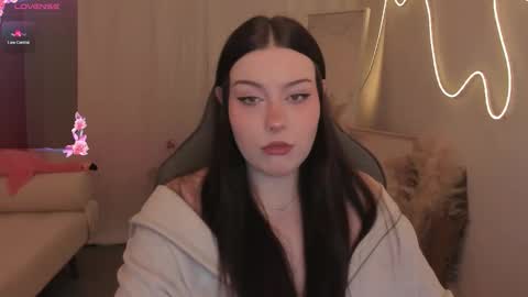 little girl who is always right or just Cora online show from March 2026 05:35:02 AM