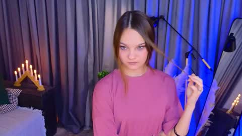 Lia online show from November 2025 03:35:01 PM