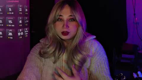 corefinder_xx online show from October 2025 09:04:01 PM