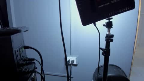 Cori online show from September 2025 12:05:01 PM