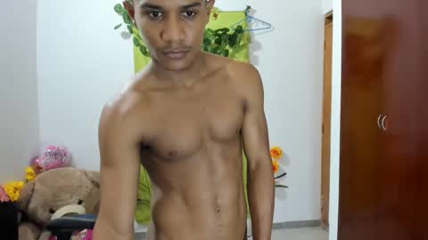 Ethan  online show from January 2025 02:42:01 AM