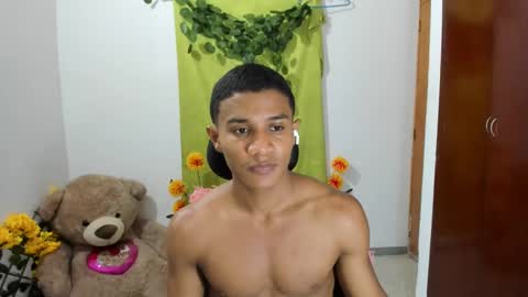 Ethan  online show from March 2025 04:51:02 AM