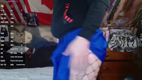 cosmicjones88 online show from November 2025 12:37:02 PM