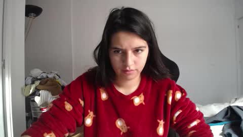 costantine helena24 online show from December 2025 10:57:01 AM