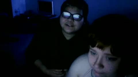 Snapshot of cottagecam chatting on June 2026 06:02:01 AM Pup Null online show from June 2026 06:02:01 AM