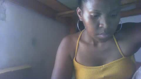 Snapshot of couleur_vanille chatting on January 2025 07:50:01 AM couleur_vanille online show from January 2025 07:50:01 AM