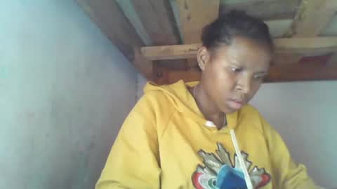 couleur_vanille online show from April 2026 06:05:02 AM