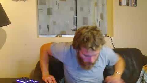 Tony online show from October 2025 04:57:02 AM