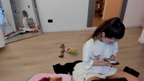 couple_funnyy online show from March 2025 04:13:01 AM