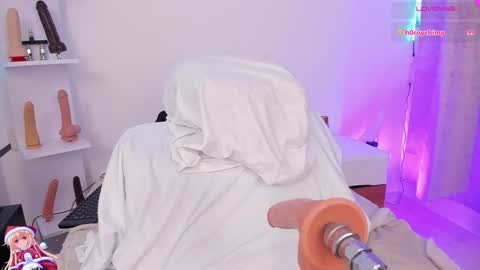 Maria  online show from December 2024 10:30:02 PM