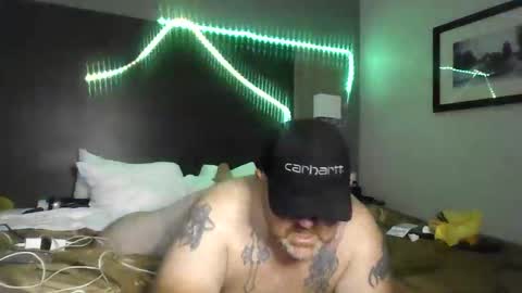 Ieathairytacos online show from October 2025 12:00:01 AM