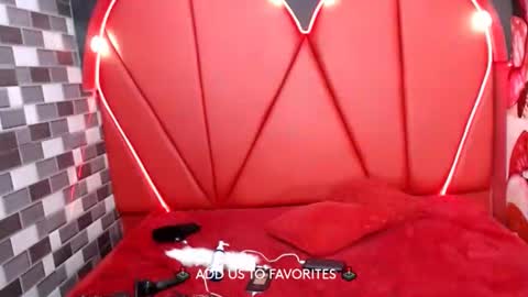 Snapshot of couple_sexxy7 chatting on February 2025 11:47:02 PM MIA LIZ AND SAM online show from February 2025 11:47:02 PM