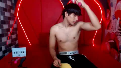 Snapshot of couple_sexxy7 chatting on October 2025 07:33:01 PM MIA LIZ AND SAM online show from October 2025 07:33:01 PM