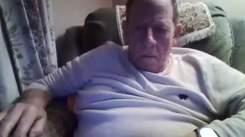 courieral1 online show from February 2025 10:54:01 PM