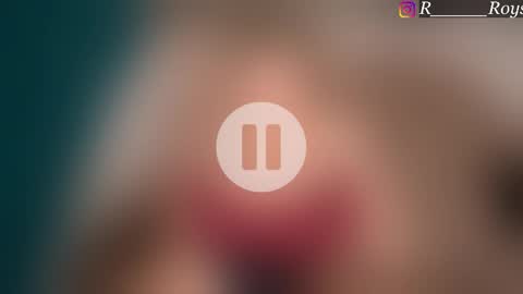 Snapshot of courteous_raspberrrry chatting on April 2026 10:28:02 AM Rose Roys my online show from April 2026 10:28:02 AM