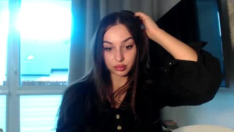 Snapshot of courtney_lux chatting on October 2025 01:52:02 PM Courtney online show from October 2025 01:52:02 PM